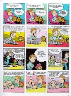 Extrait de Garfield (Dargaud) -18- Garfield dort sur ses deux oreilles