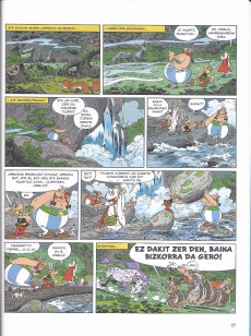 Extrait de Astérix (en langues régionales) -36Basque- Zesarren Papiroa
