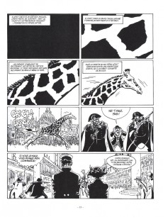 Extrait de Corto Maltese (Noir et blanc relié) -14- Équatoria