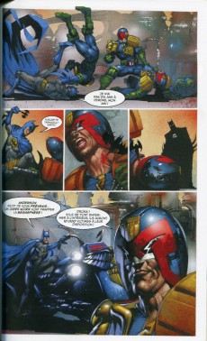 Extrait de Batman - Judge Dredd (Urban) - Batman - Judge Dredd