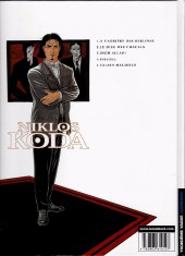 Verso de Niklos Koda -1a2002- A l'arrière des berlines